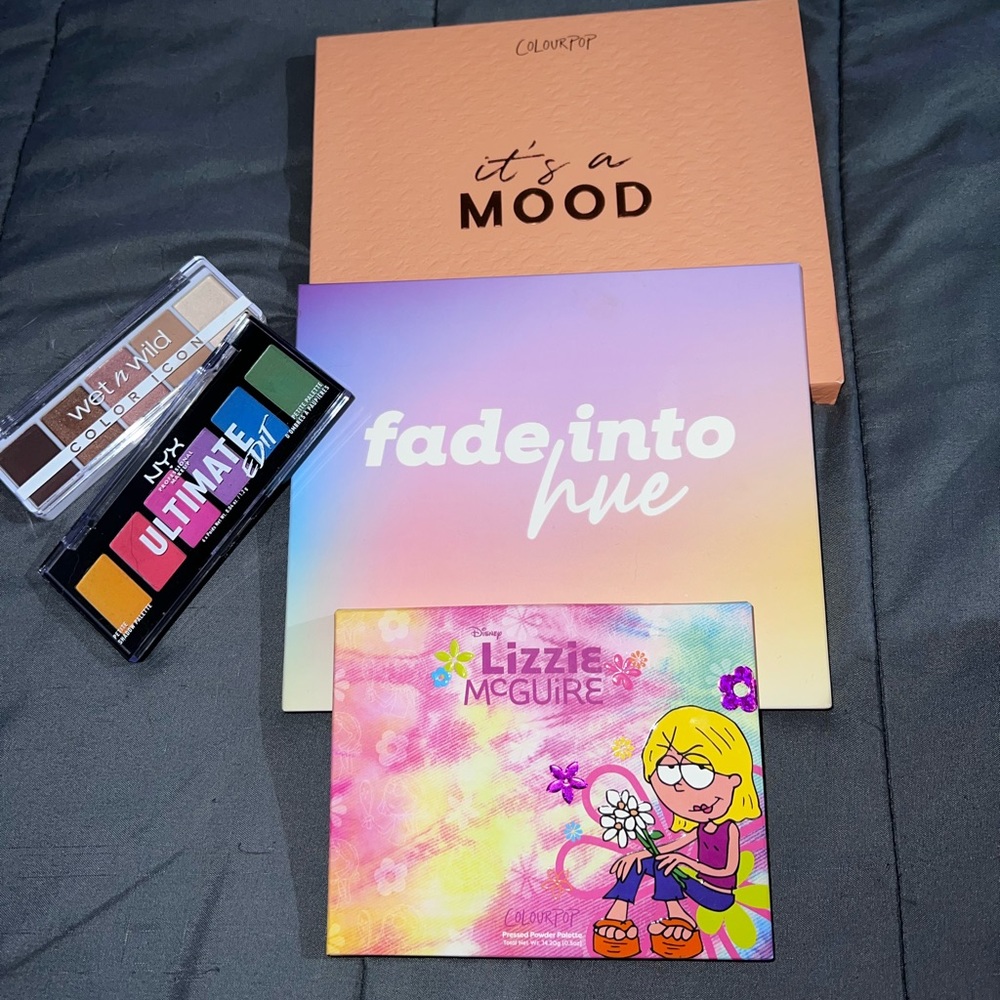 Eyeshadow Pallet’s 🎀🌼